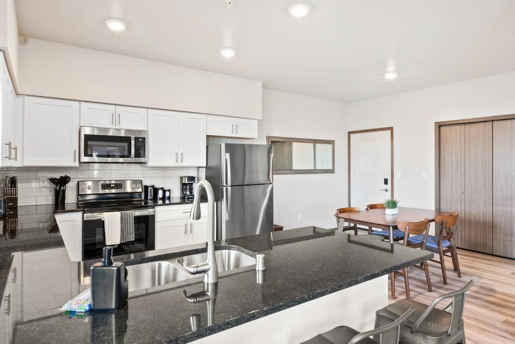 斯波坎Brand New 2 Bd 2 Bth Near Dt And Perry District公寓 外观 照片